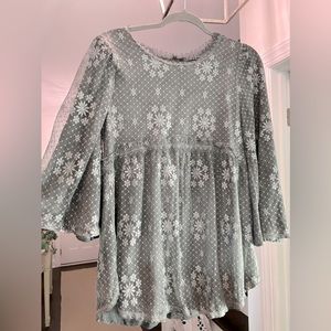 Gray sheer wide sleeve shirt